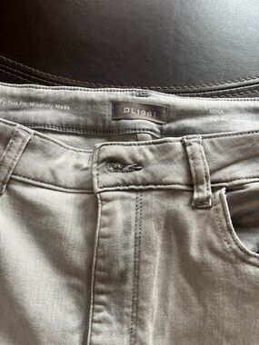 DL1961 Nina High Rise Intasculpt Skinny  Jeans in Light Grey